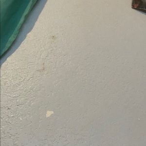 Meet your Posher, Claudia